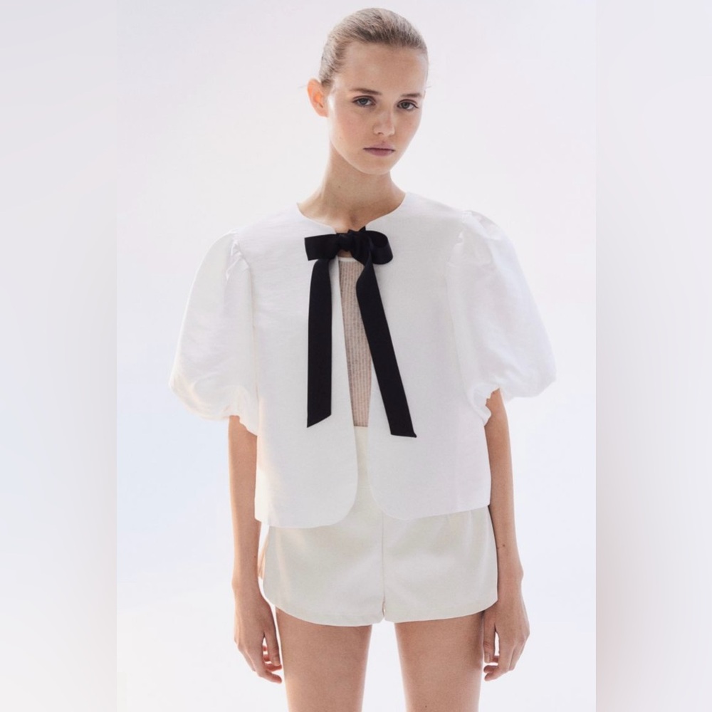 H&M Balloon-Sleeved Blouse Size XS